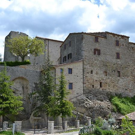 Belvilla By Oyo Graceful Apartment With Garden Petrella Guidi Exteriör bild