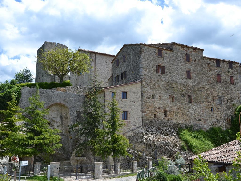 Belvilla By Oyo Graceful Apartment With Garden Petrella Guidi Exteriör bild