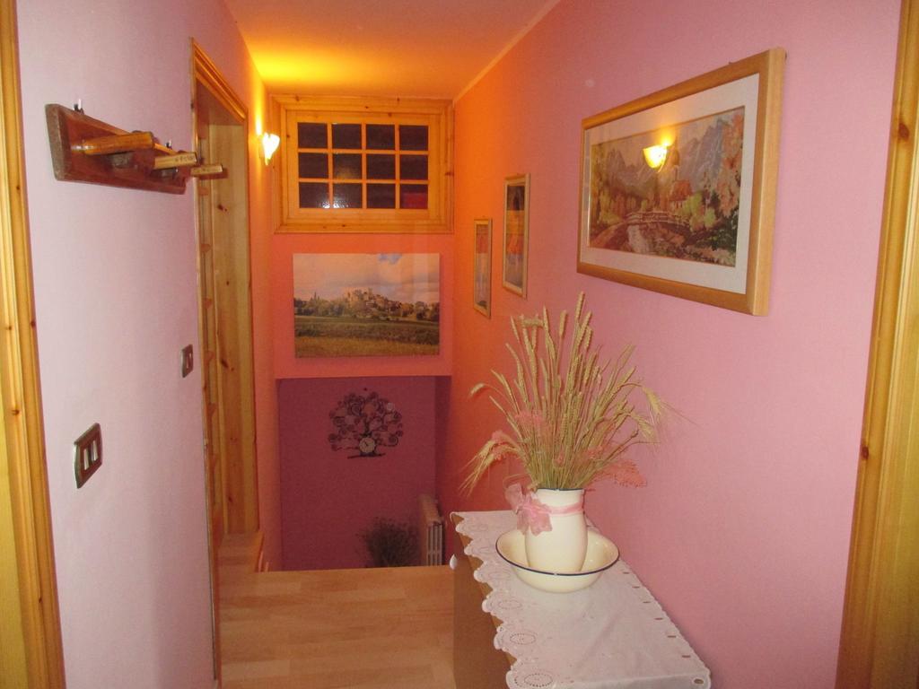 Belvilla By Oyo Graceful Apartment With Garden Petrella Guidi Exteriör bild